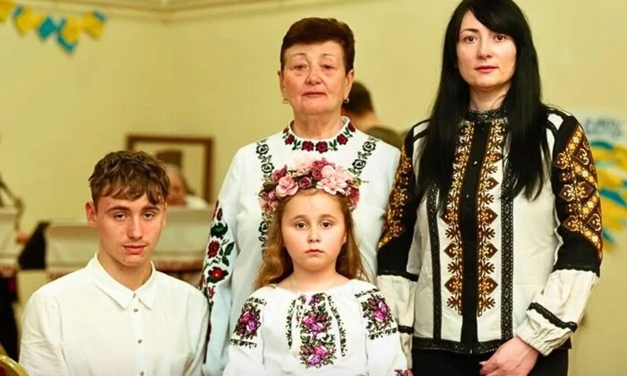 Портрет української сім'ї біженців у Британії