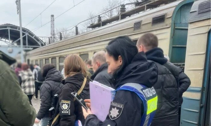 Трагедія на даху електрички: реакція омбудсмена