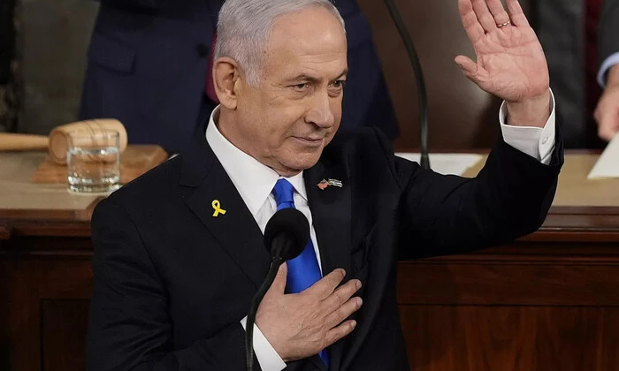 Премьер Израиля делает заявление в прессе