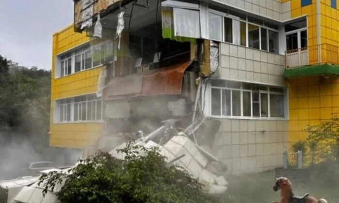 Землетрус у Росії продовжує трясти