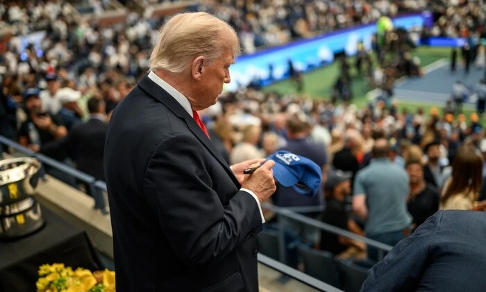 Трамп отказывается от санкций против России