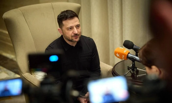 Зеленський намагається вирішити проблеми переговорів