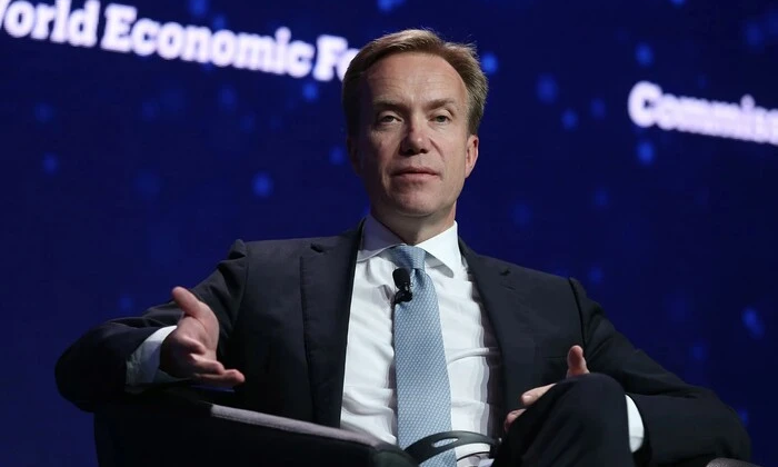 World Economic Forum CEO resigns
