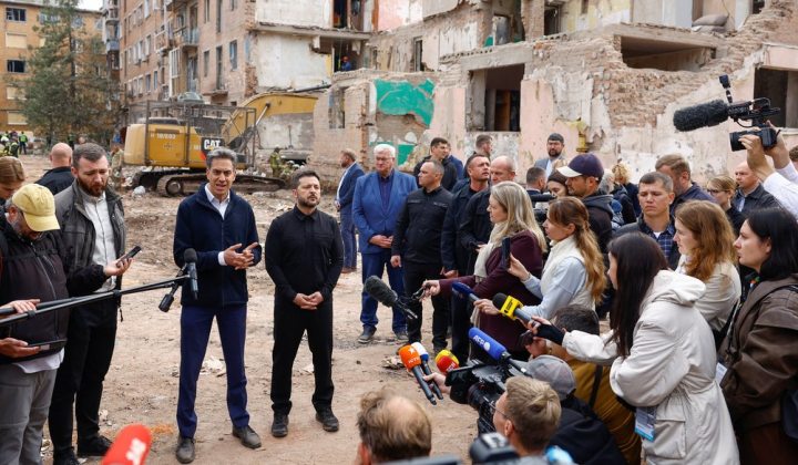 Zelensky and his team in the USA