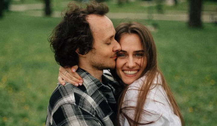 Voitenko warmly congratulated wife on anniversary