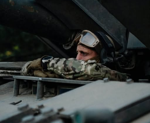 Українські танкісти ударяють на ворога