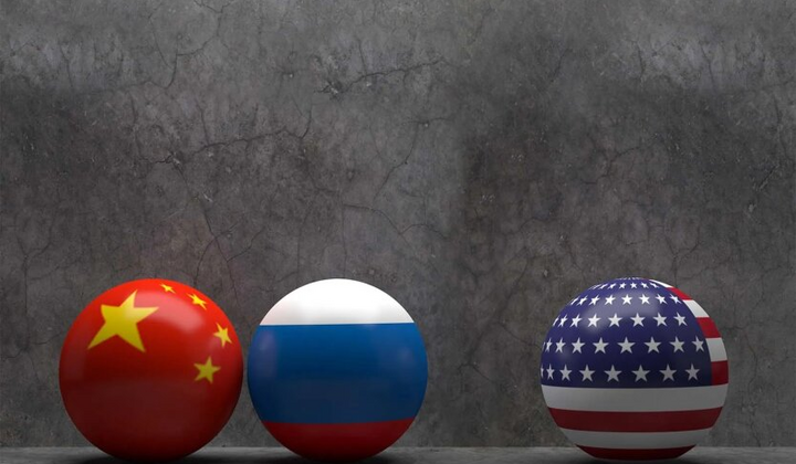 Карта мира с фLagами США, России и Китая