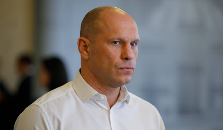 Ілля Кива під Верховною Радою