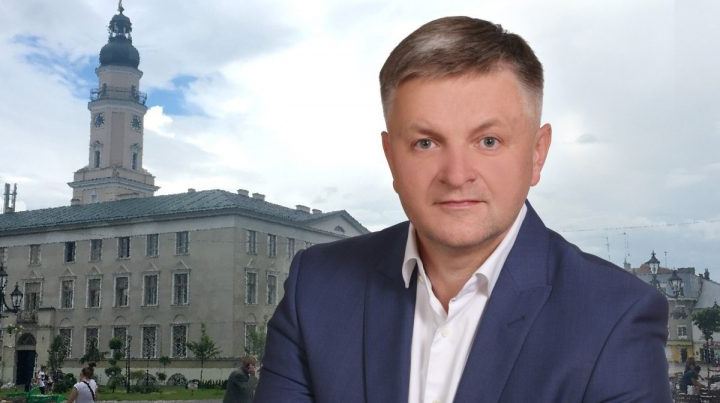 На виборах у жовтні 2020 Андрій Веселий балотується на пост голови Дрогобицької міської територіальної громади