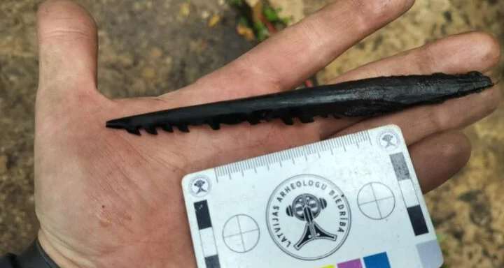 Археологи досліджують підводні знахідки