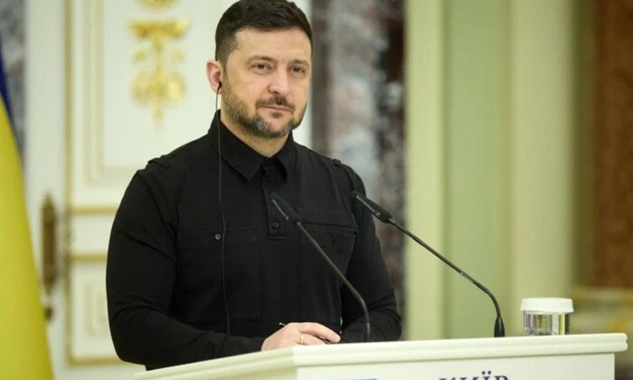 Зеленський декларує мільйони в готівці