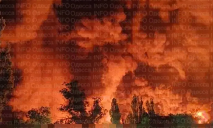 Разрушения порта Одессы от оккупантов