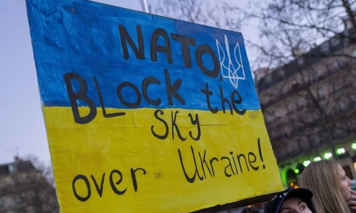 Польща закриває небо над Україною