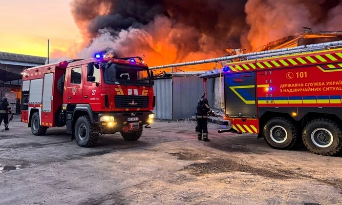 Група людей на Дніпропетровщині
