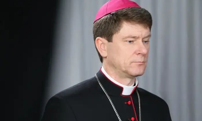 Римо-католицький єпископ пояснює выбір наступного Папи