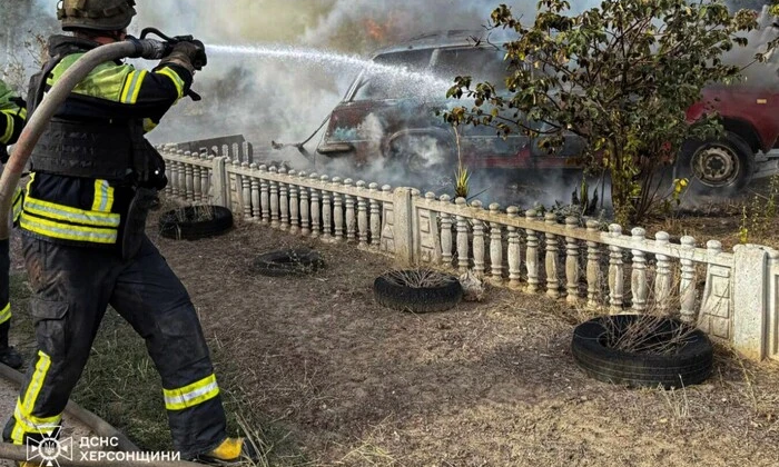 БпЛА цивільну автівку атаковано на Херсонщині