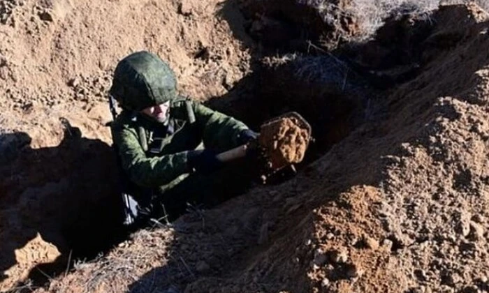 Окупанти збільшують свої військові сили