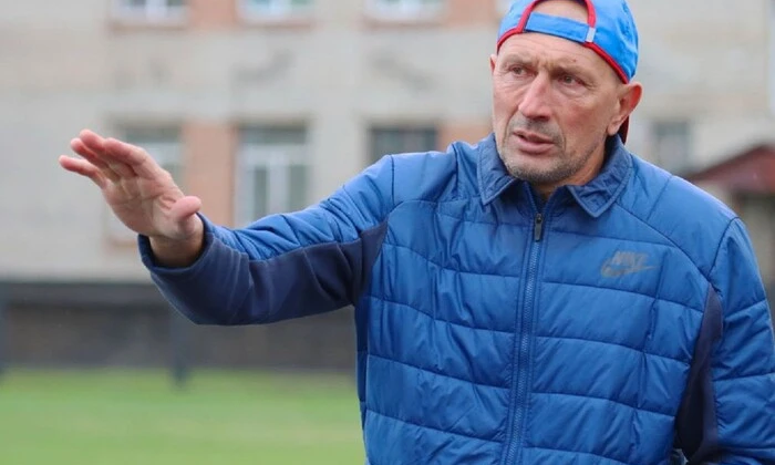 Російський тренер розповідає про легку атлетику