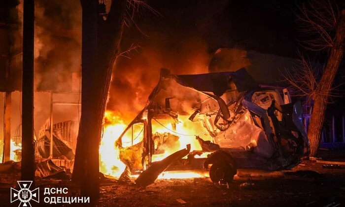 Розстріл у США: офіцери табору стріляють