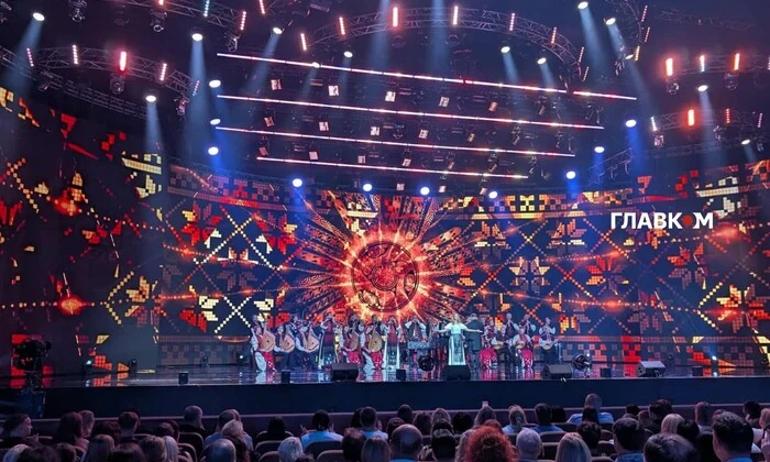 Музичний зал Олени Мозгової. Супершоу з матеріалами