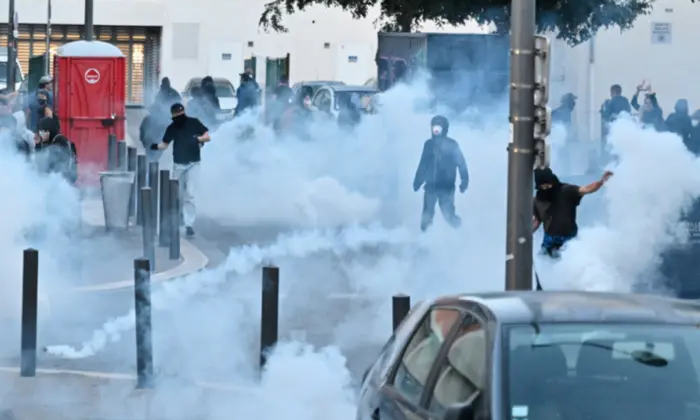 Масштабні протести у Франції: арештовано майже 300 мітингувальників