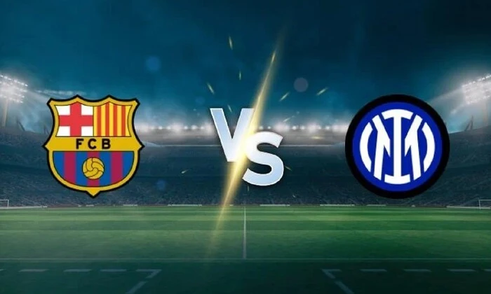 Плакат «Барселона» - «Інтер» на тлі футбольного поля