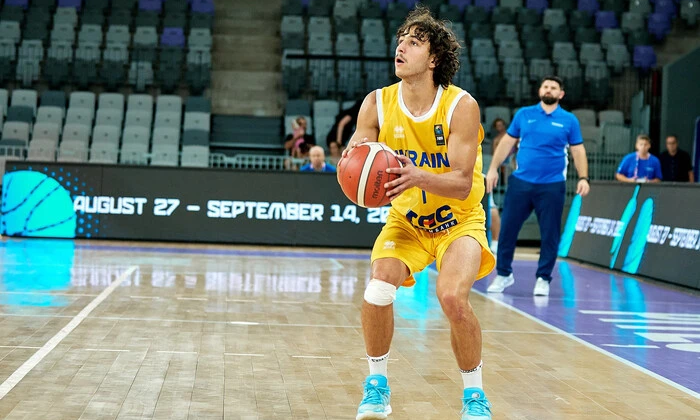Сборная Украины U-18 выиграла на Чемпионате Европы