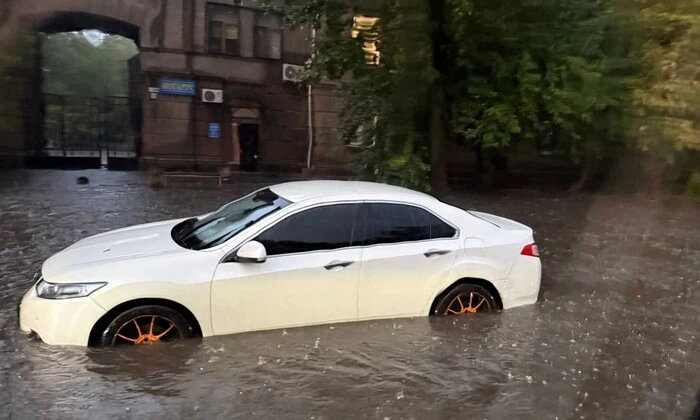 Аномальные осадки в Одессе