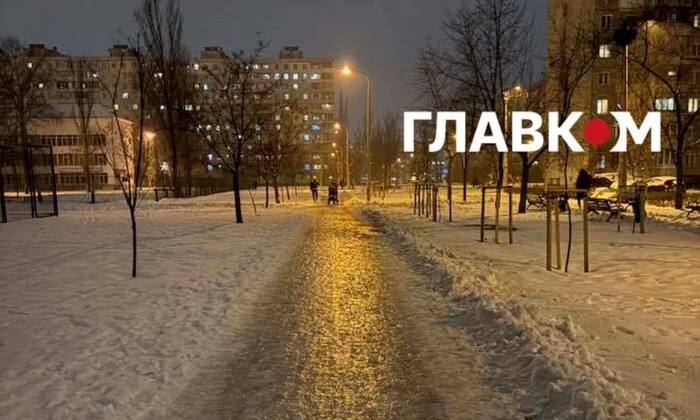 Київ під снігом та ожеледдю
