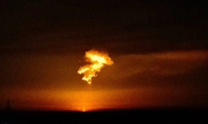 Палає газовимірювальна станція у Суджі: пожежа