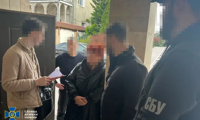 Розкрадання коштів на поховання воїнів