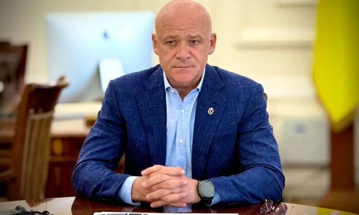 10 років українці намагалися скинути Труханова. Хронологія петицій до президентів