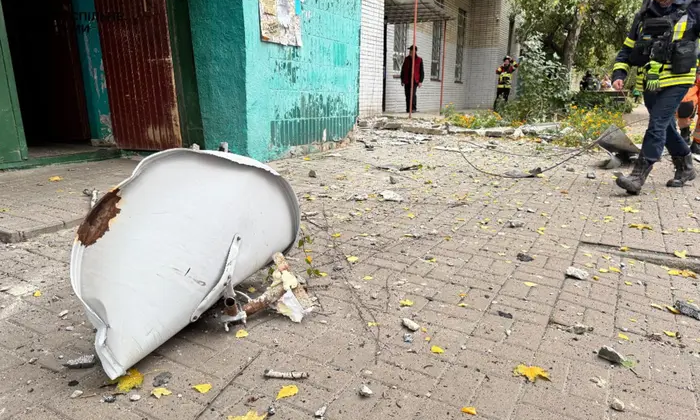 Російська Федерація вдарила дроном по житловому будинку поблизу Сум