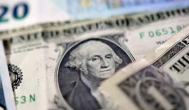 Где не хранить доллары: советы экспертов