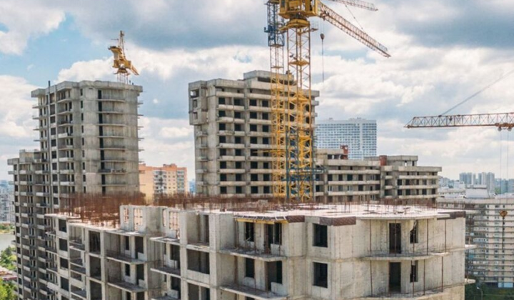 Спад у російському житловому будівництві