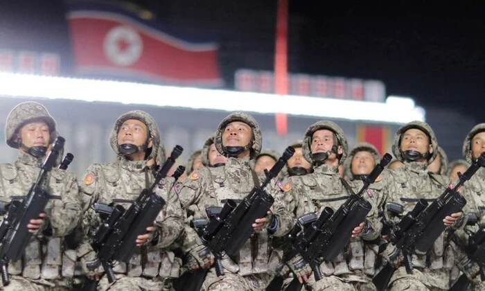 Військова колона Північної Кореї в Росії