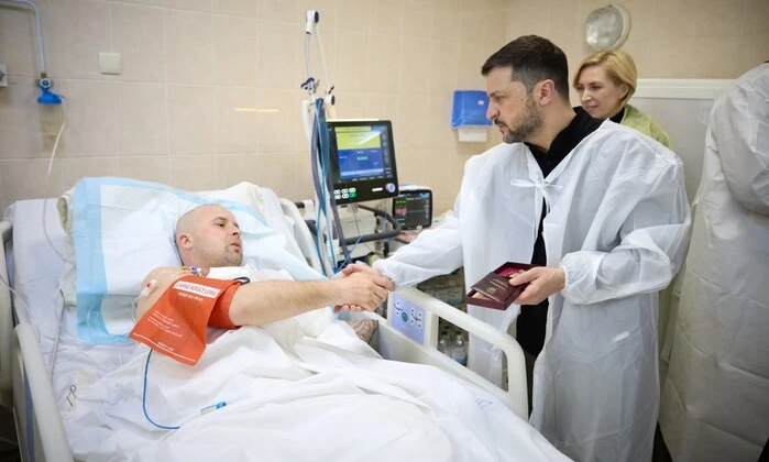 Фото з пораненими бійцями у Дніпрі