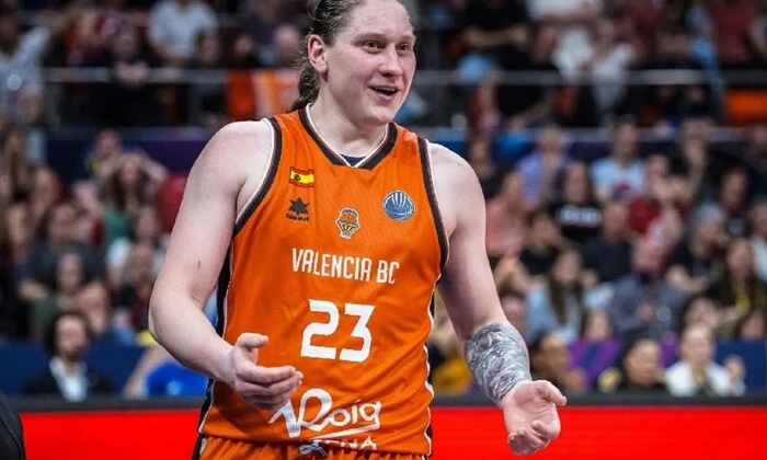 Лідерка збірної України з баскетболу