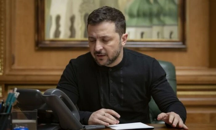 Зеленський обговорює зустріч з Путіним