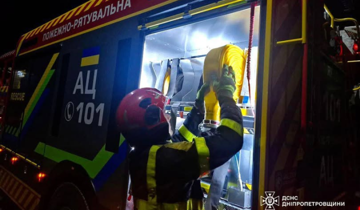Night attack on Dnipro and Nikopol district: 10 people injured, including a child