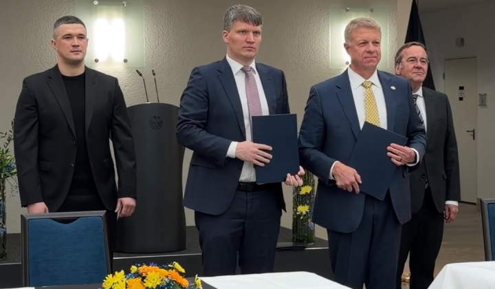 Ukraine and Germany signed defense package