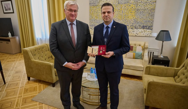 Head of UNICEF awarded order by Ukraine