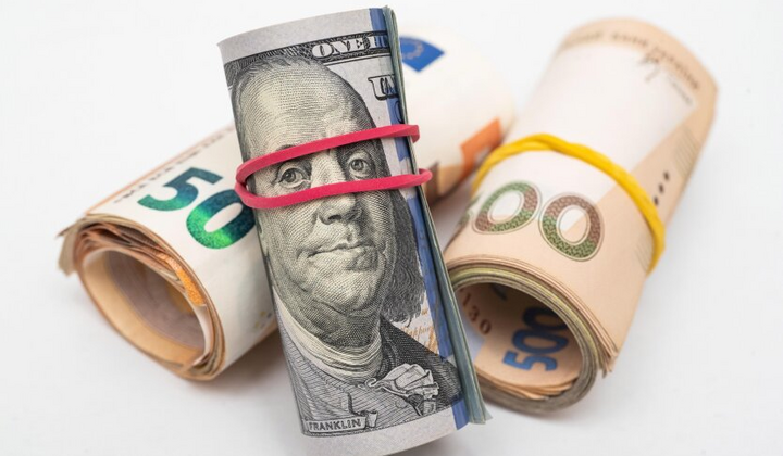 Динаміка курсу долара і інфляція