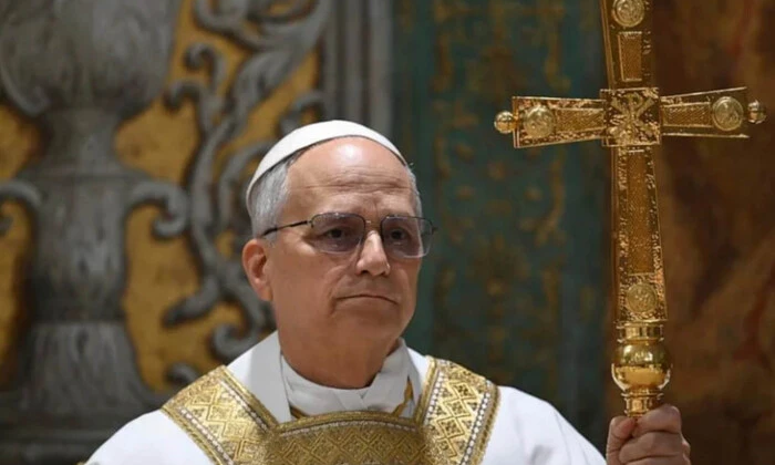 Pope Leo plans a visit to Ukraine