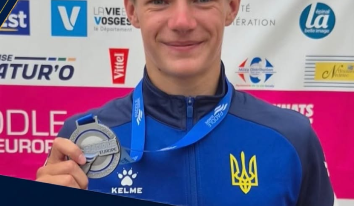 Ukrainian rower Archip Krachko with silver medal