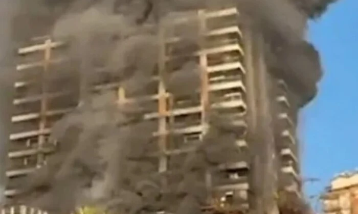 Готель під час пожежі в Туреччині