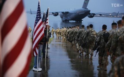 Розгортання американських військових і засобів до України
