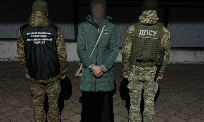 Мужчина, который выдавал себя за женщину, говорит