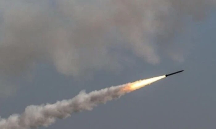 Раненые военнослужащие во время учений