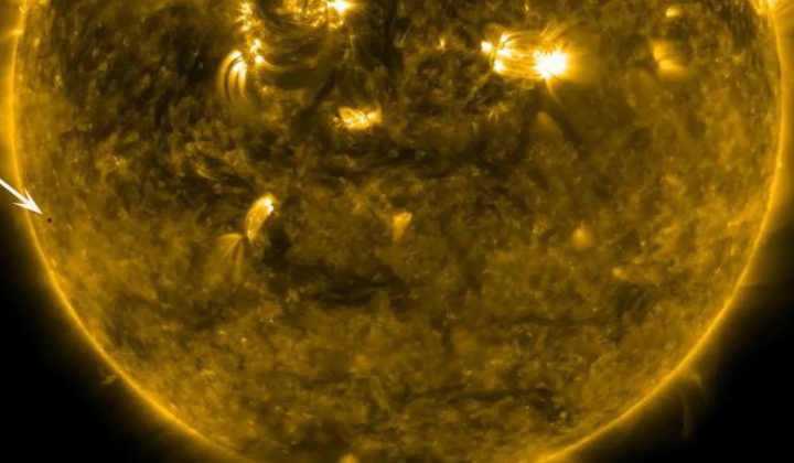 Image of Mercury with news title